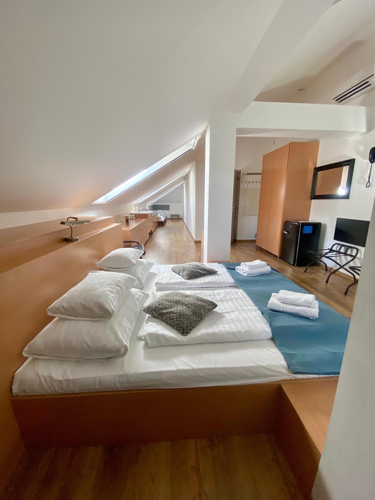 Boutique Hotel & Event Center Budapest Exterior photo